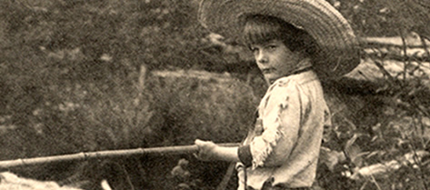 Hemingway as a child in Michigan, 1904. Source: John F. Kennedy Presidential Library and Museum, Boston.